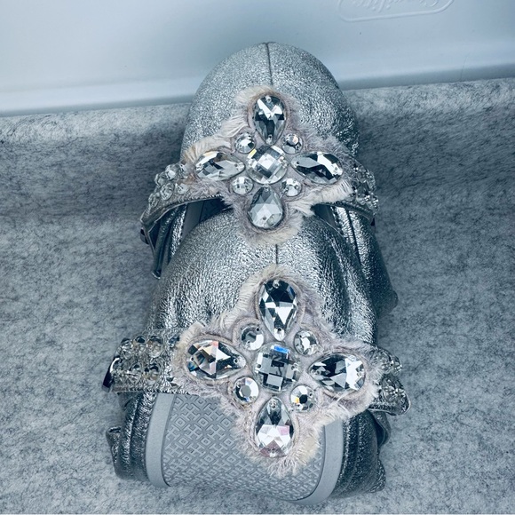 TORY BURCH - Silver MINNIE Crystal Embellished 2way ballet flats/MaryJanes, 9.5M - Picture 2 of 13